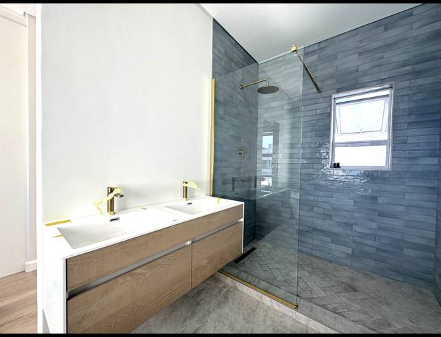 4 BEDROOM FREESTANDING FOR SALE IN SANDOWN